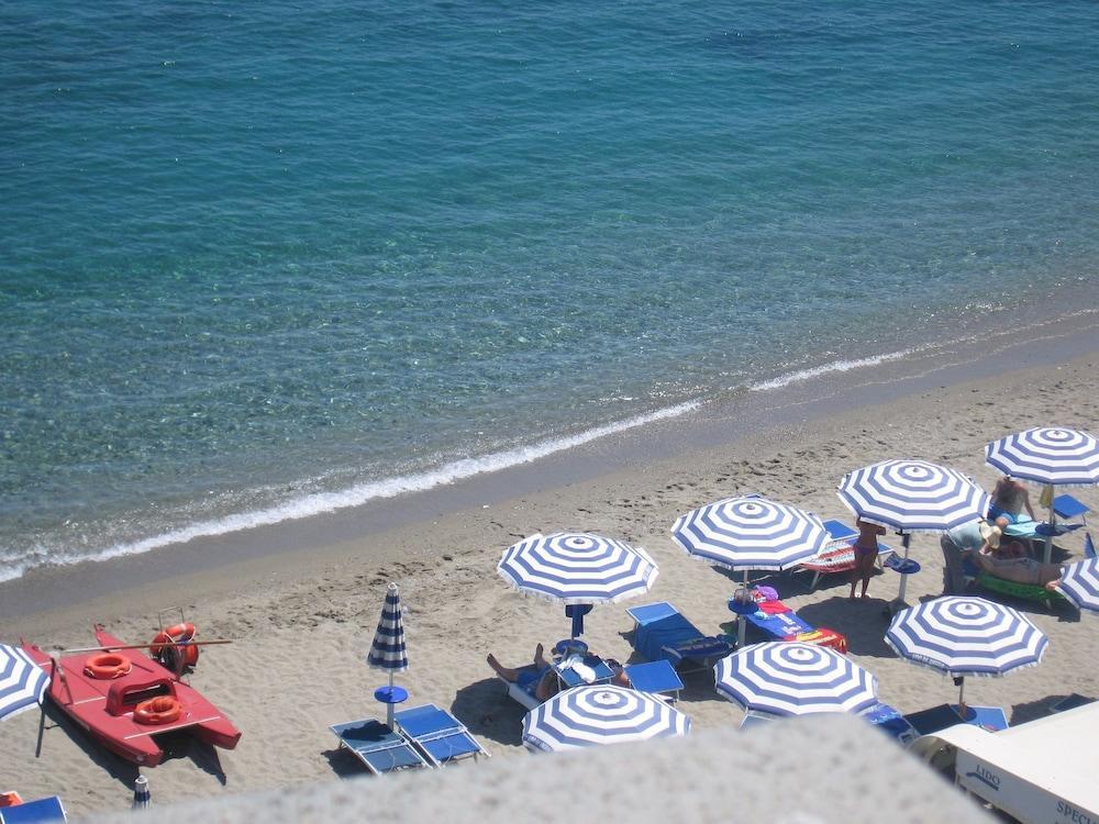 Hotel Palladio Giardini-Naxos Exterior foto